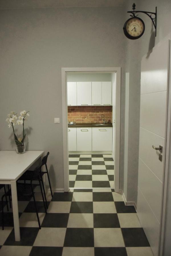 Loft Wroclaw Hostel Exterior photo